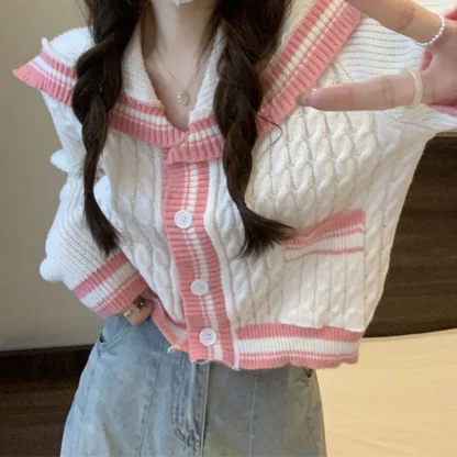 Oversized Collar Pink Lined Cardigan - Image 2