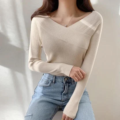 Elegant Off-Shoulder Pink Pullover - Image 2