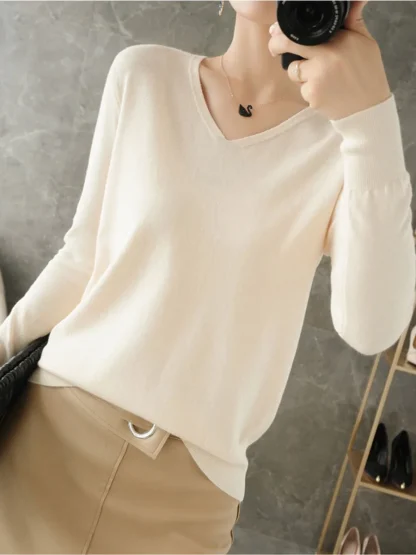 Bottoming V-Neck Pink Sweater - Image 2